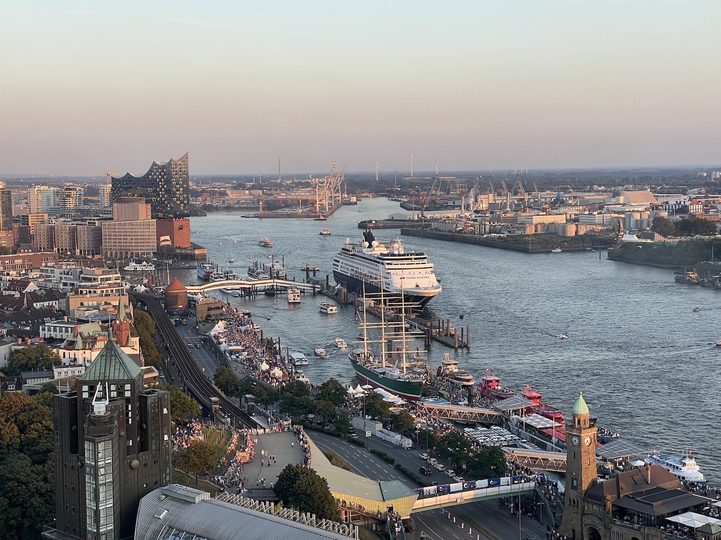 In Hamburg kun je je een lang weekend goed vermaken