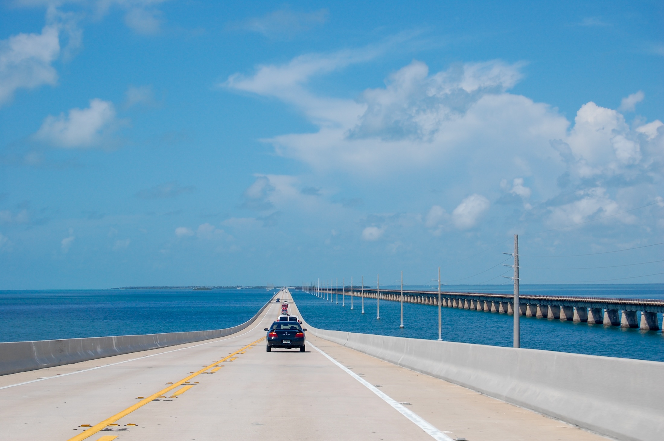 Neem de Overseas Highway richting Key West